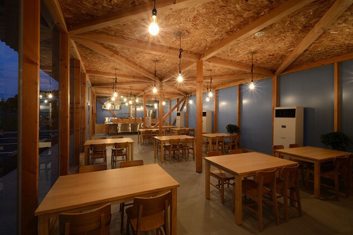 Cafeteria in Ushimado餐廳的空間設計